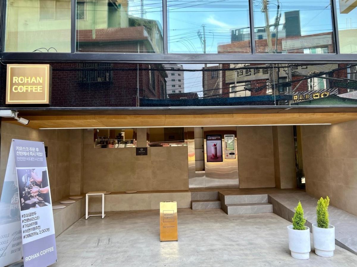 Seomyeon Ib Hotel Busan Bagian luar foto